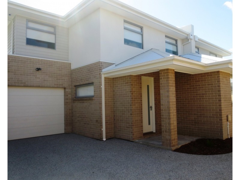 2/14 Hancock Street, Altona VIC 3018