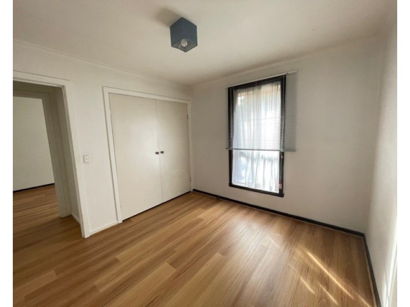 2/42 Woods Street, Newport VIC 3015