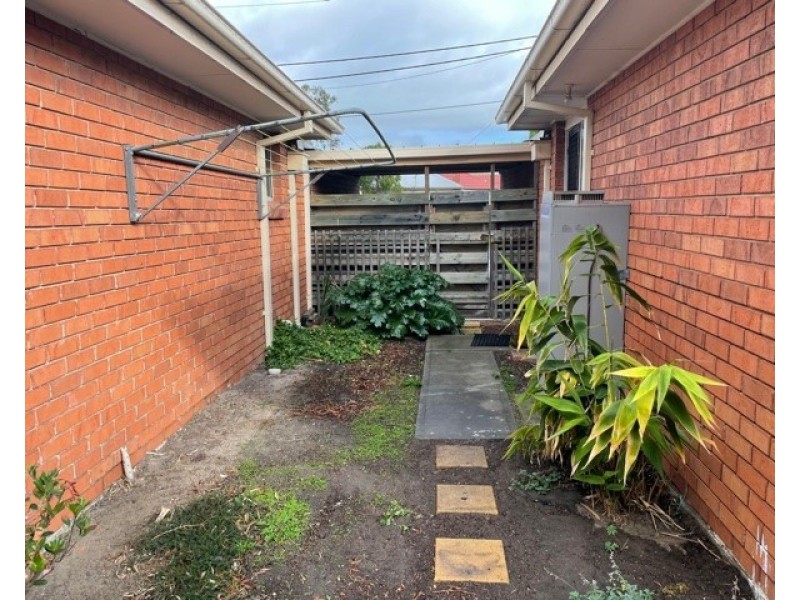 2/42 Woods Street, Newport VIC 3015