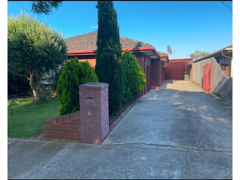16 Shirley Street, Altona Meadows VIC 3028