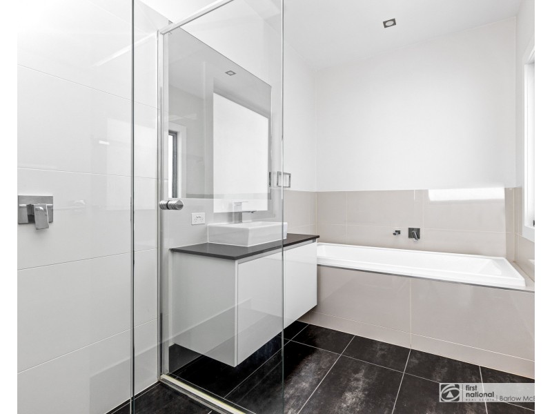 3/12 Mount Street, Altona VIC 3018