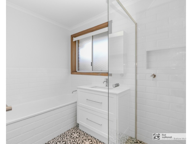 2/12 Romawi Street, Altona VIC 3018