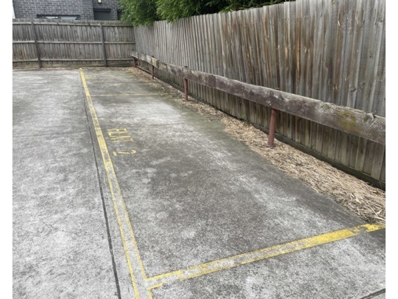 2/16 Warleigh Road, West Footscray VIC 3012