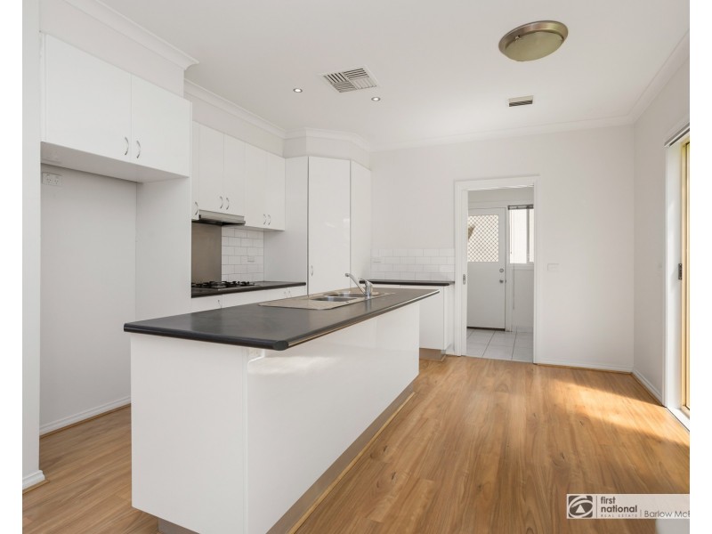 4/8 Grieve Street, Altona VIC 3018