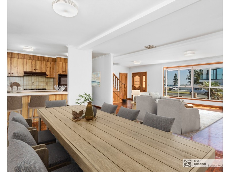 2/97 Esplanade, Altona VIC 3018