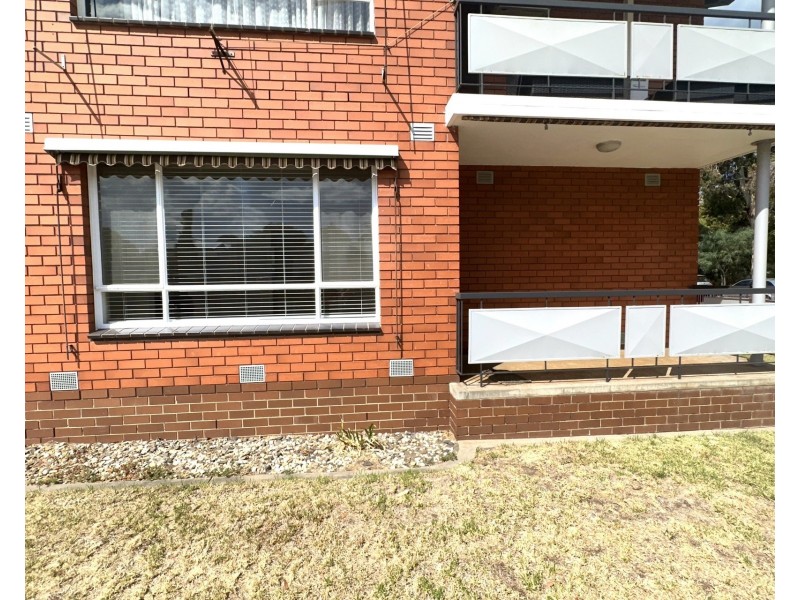 1/83 Railway Street North, Altona VIC 3018