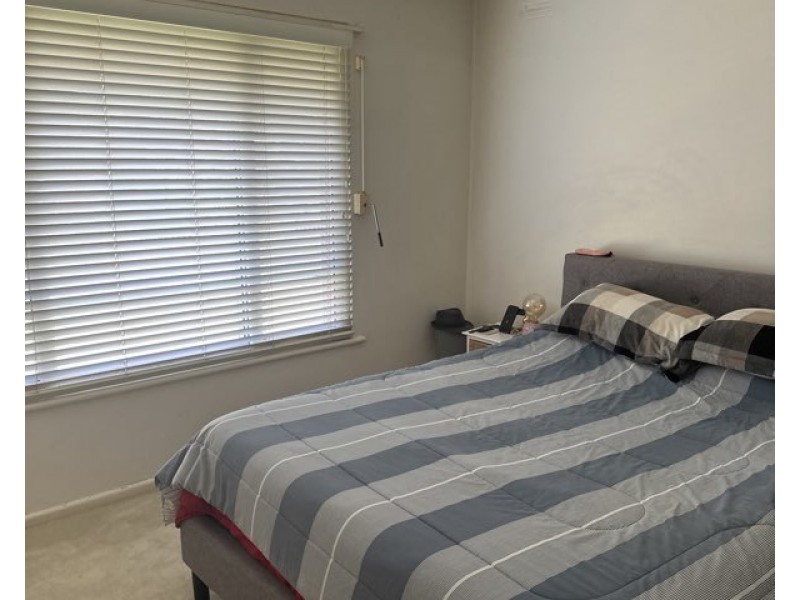 1/83 Railway Street North, Altona VIC 3018