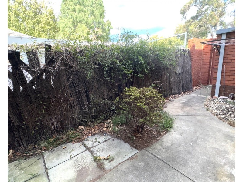 1/83 Railway Street North, Altona VIC 3018