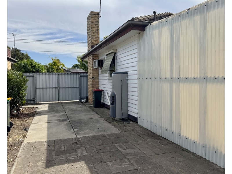 20 Akuna Street, Altona VIC 3018