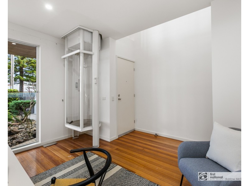 3/263 Esplanade, Altona VIC 3018