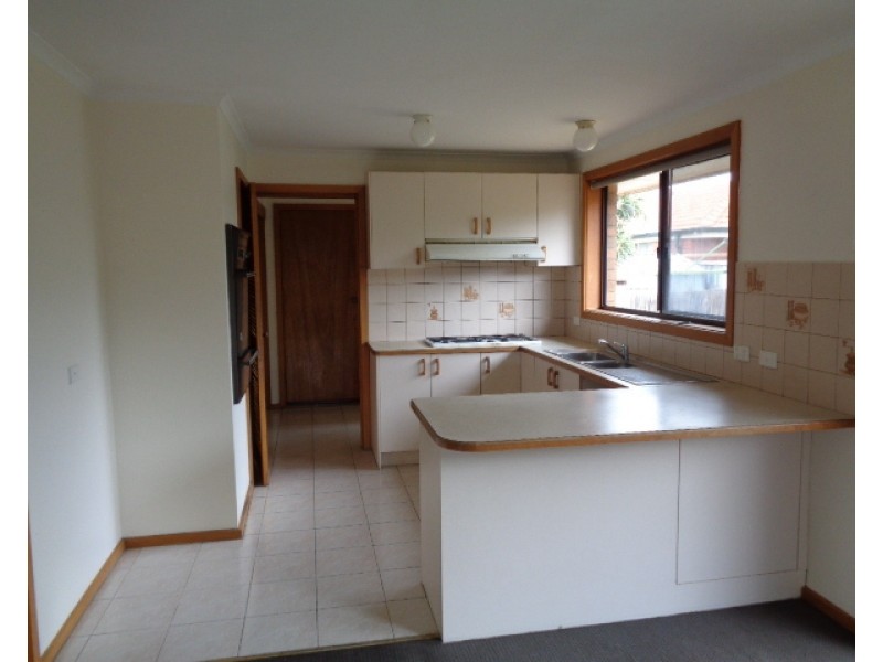 1/10 Cox Court, Altona Meadows VIC 3028