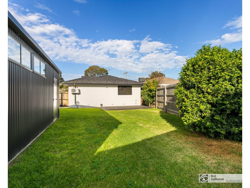 1B Curlew Avenue, Altona VIC 3018