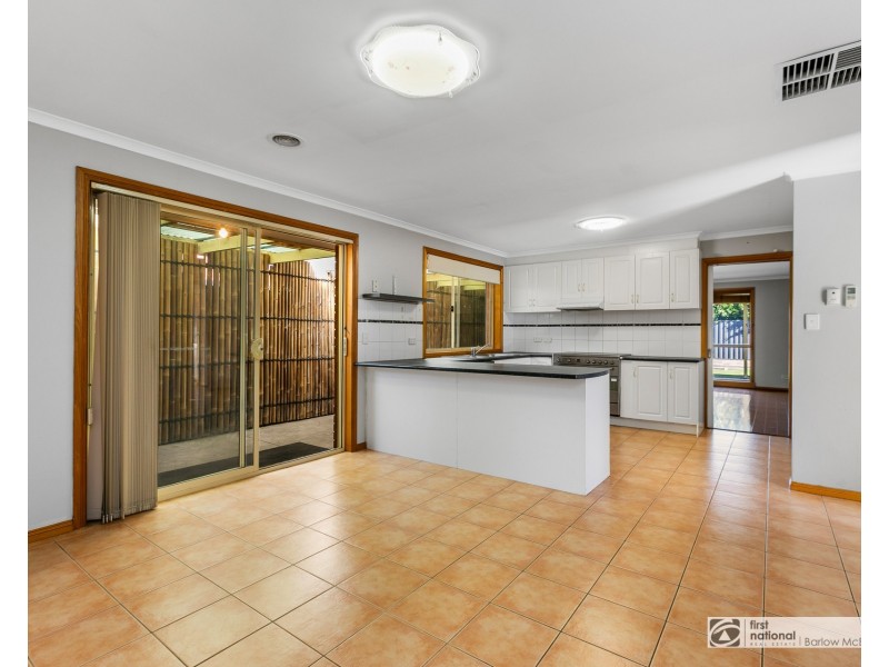 17 Nash Court, Altona Meadows VIC 3028
