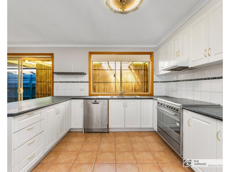 17 Nash Court, Altona Meadows VIC 3028