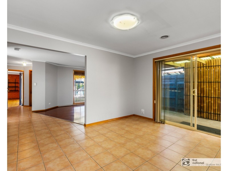 17 Nash Court, Altona Meadows VIC 3028