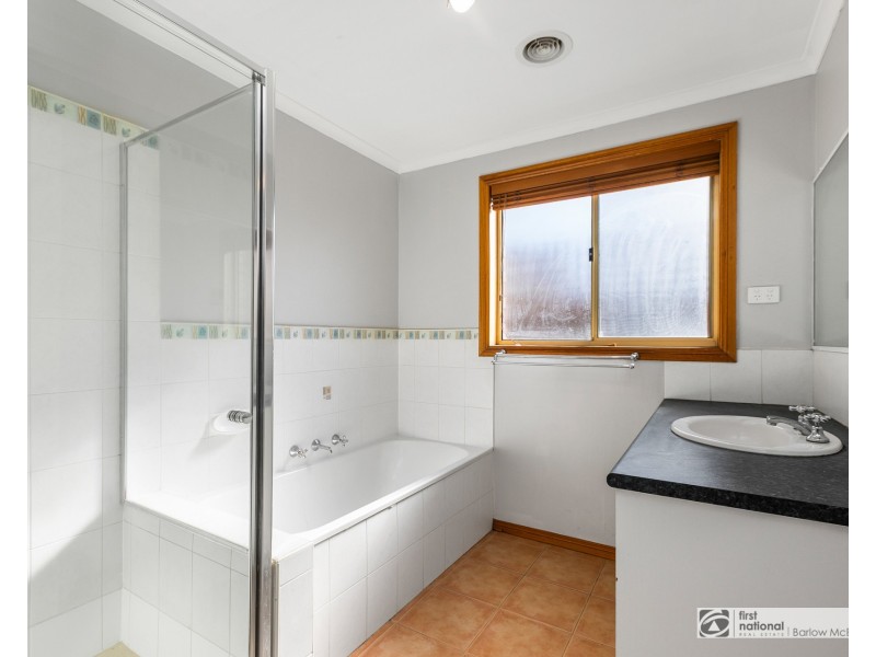17 Nash Court, Altona Meadows VIC 3028