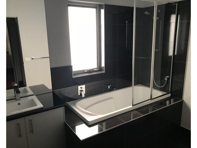 3/36 Davies Street, Altona VIC 3018