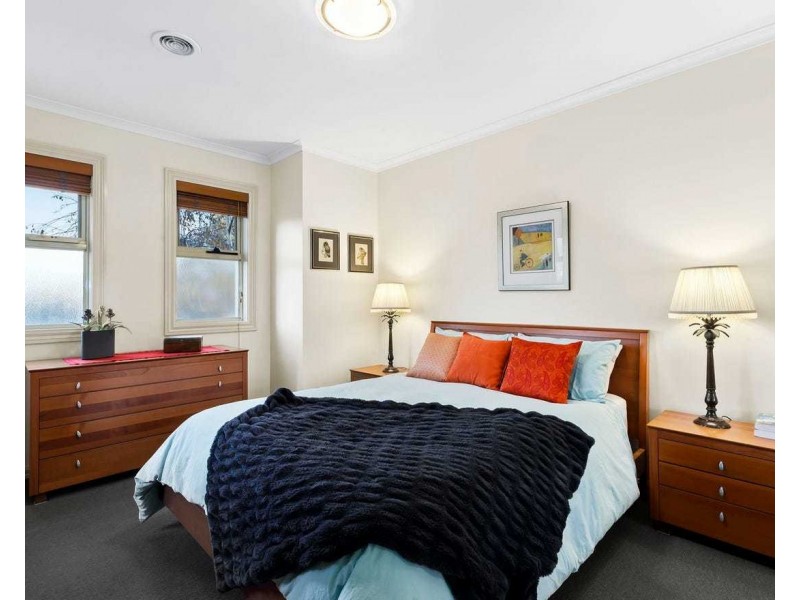 2/1 Rose Street, Altona VIC 3018