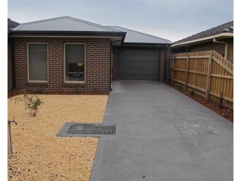 2/23 Murphy Street, Altona North VIC 3025