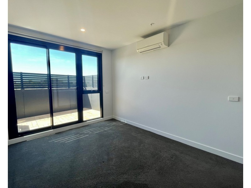403/118 Pier Street, Altona VIC 3018
