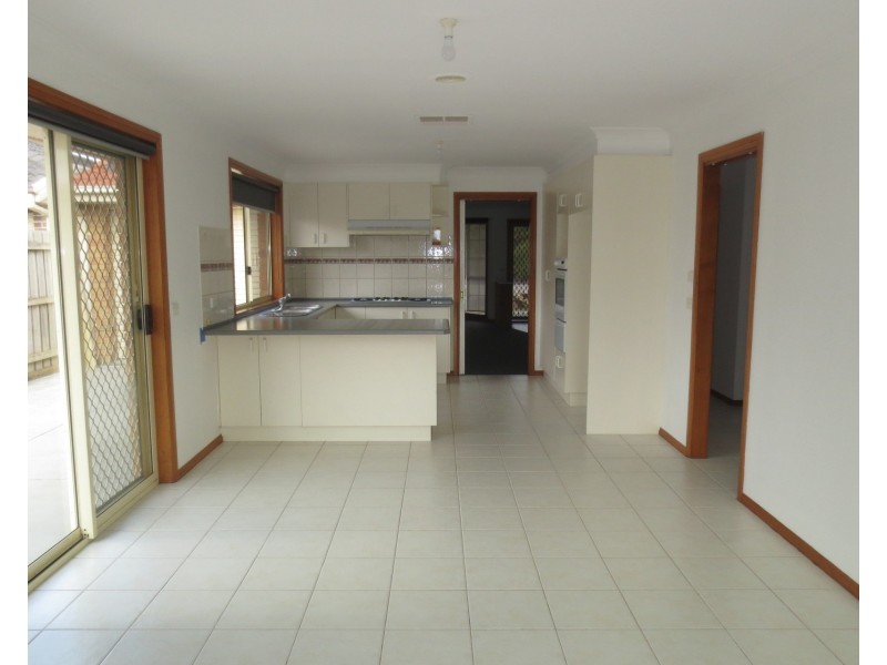 2 Russell Court, Altona Meadows VIC 3028