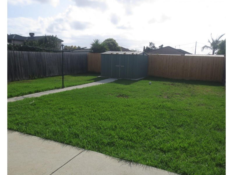 2 Russell Court, Altona Meadows VIC 3028