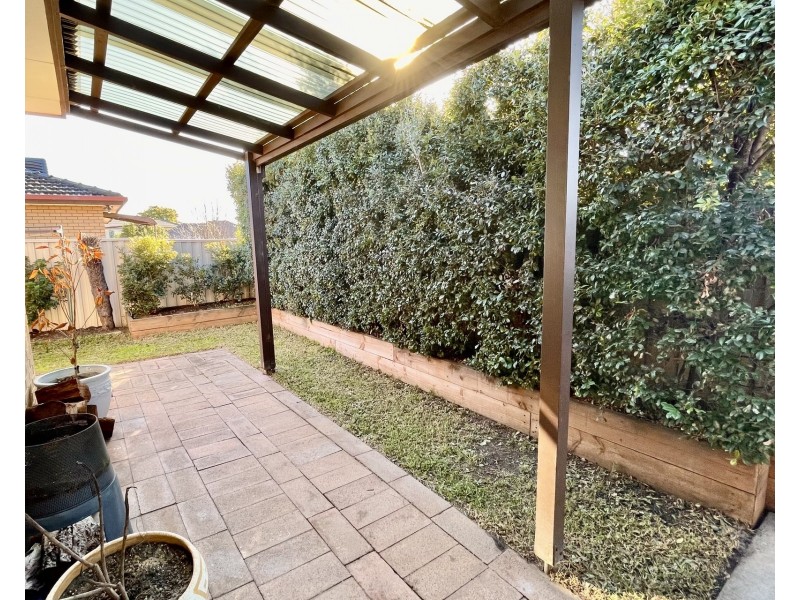 2/32 David Street, Altona VIC 3018