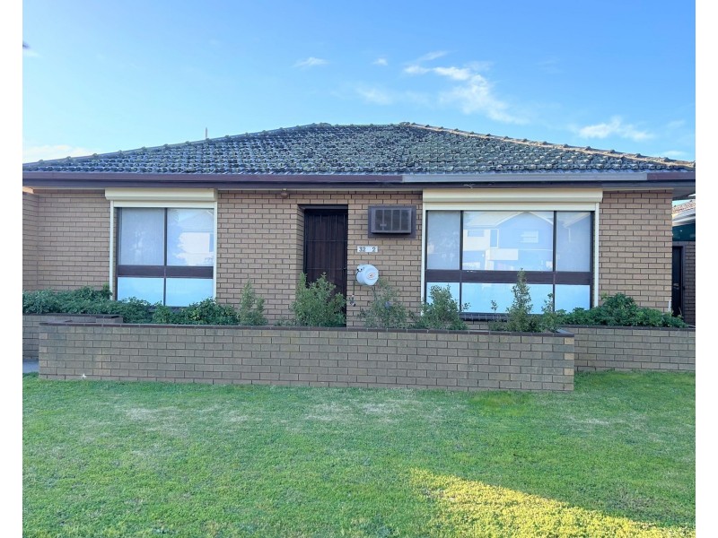 2/32 David Street, Altona VIC 3018
