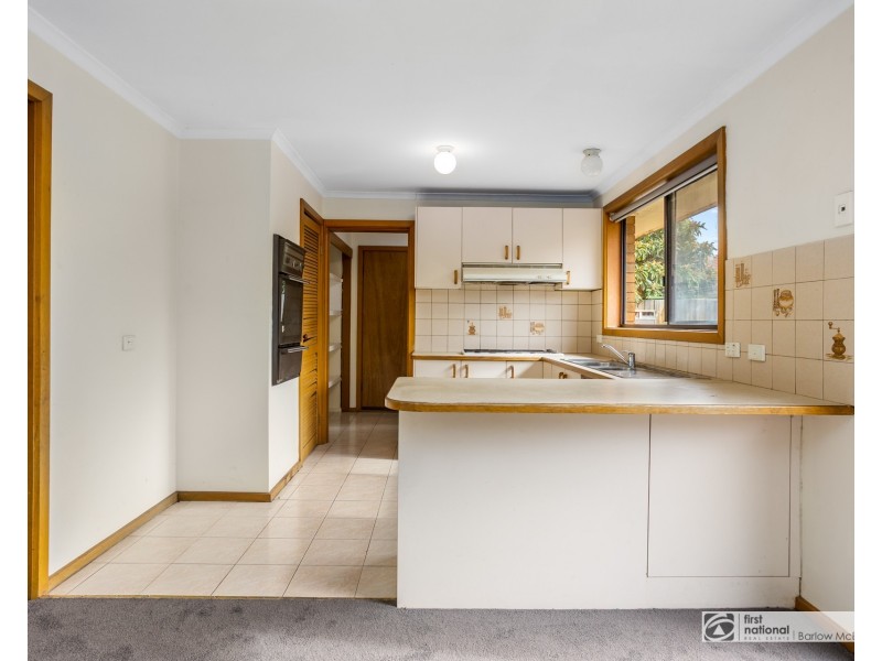 1/10 Cox Court, Altona Meadows VIC 3028