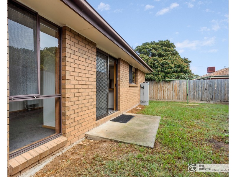 1/10 Cox Court, Altona Meadows VIC 3028