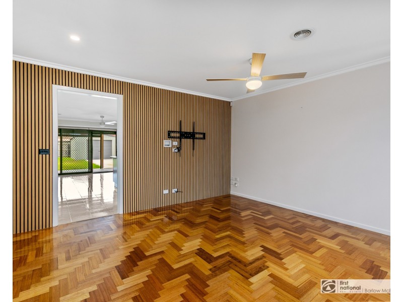 8 Nielsen Court, Altona Meadows VIC 3028