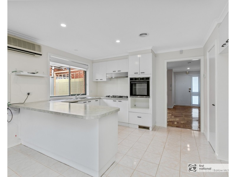 8 Nielsen Court, Altona Meadows VIC 3028