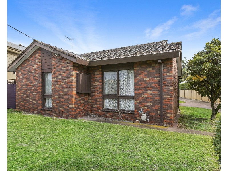 1/15 Upton Street, Altona VIC 3018