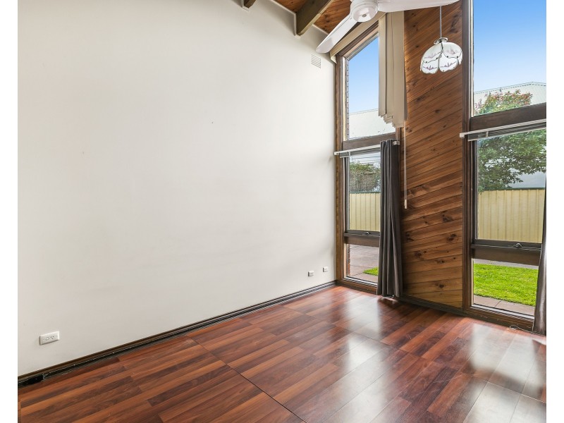 1/15 Upton Street, Altona VIC 3018