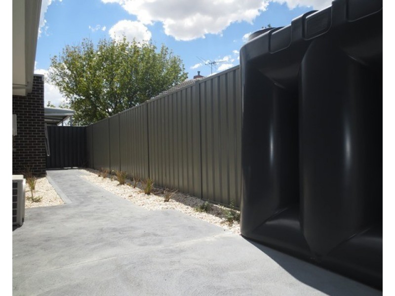 2/12 Seagull Avenue, Altona VIC 3018