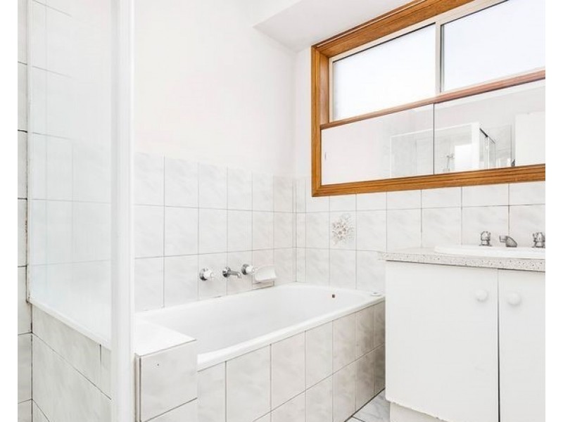 16 Willis Court, Altona Meadows VIC 3028