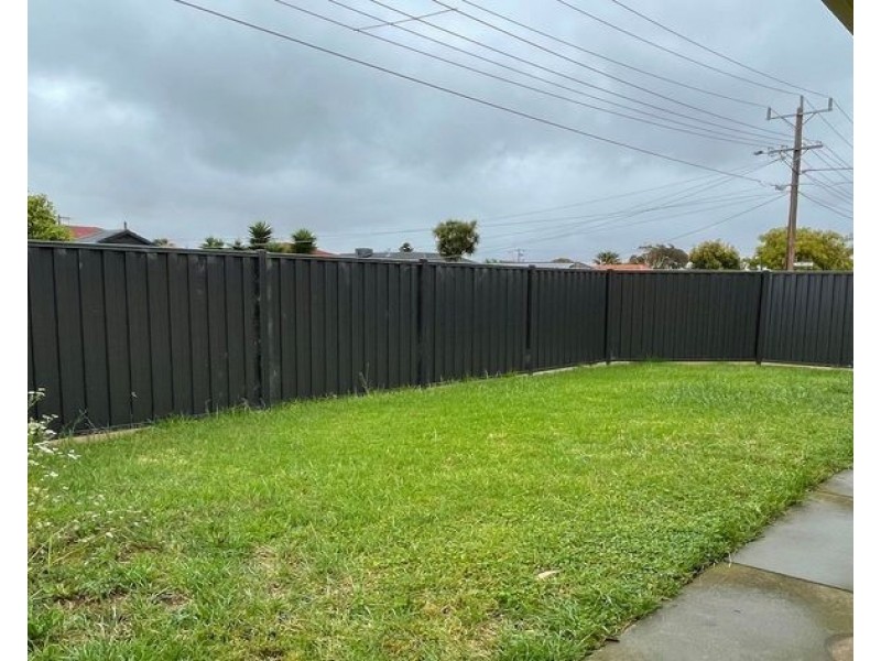 16 Willis Court, Altona Meadows VIC 3028