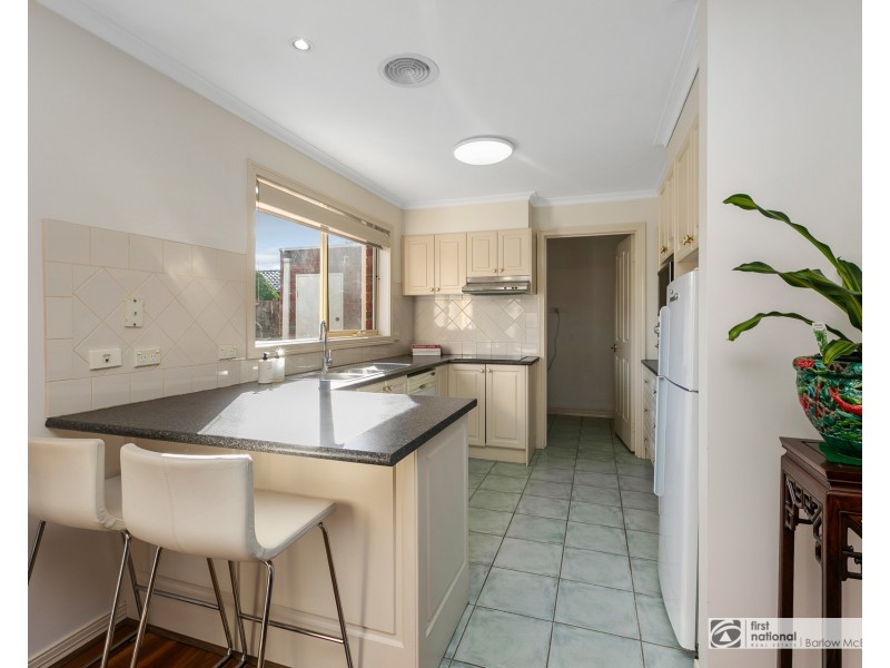 2/15-17 Railway Street, Altona VIC 3018