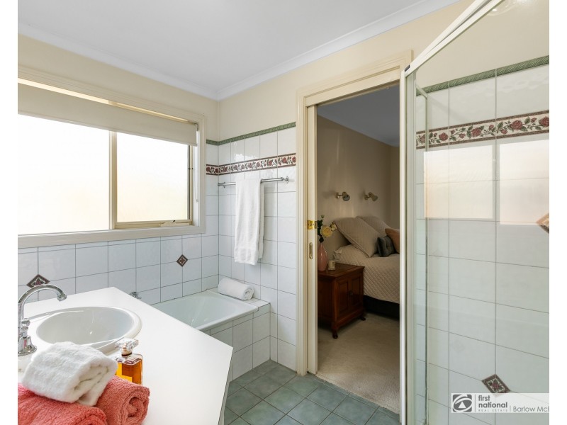 2/15-17 Railway Street, Altona VIC 3018