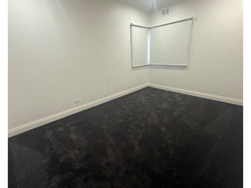 105 Civic Parade, Altona VIC 3018