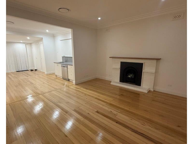 105 Civic Parade, Altona VIC 3018