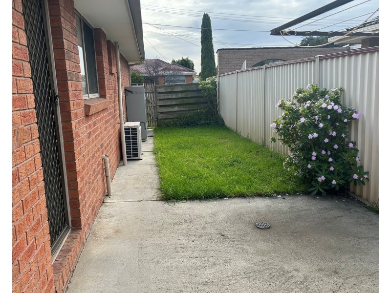 1/27 Murphy Street, Altona North VIC 3025