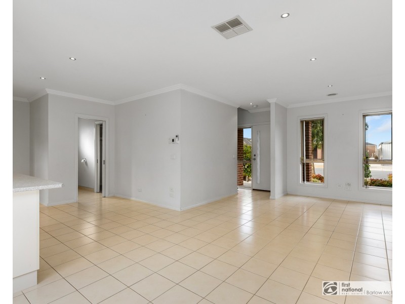 1/36 Myers Parade, Altona Meadows VIC 3028