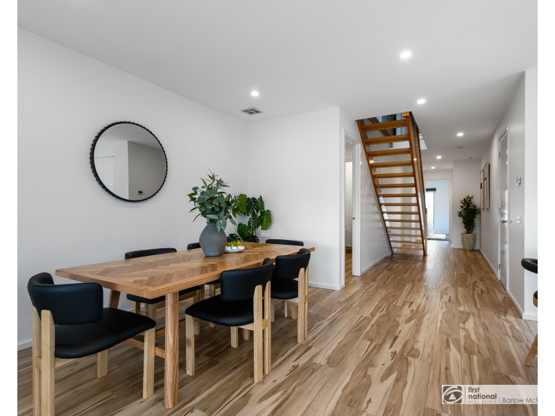 16A Charles Road, Altona VIC 3018