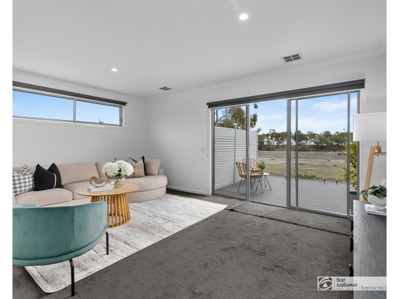16A Charles Road, Altona VIC 3018