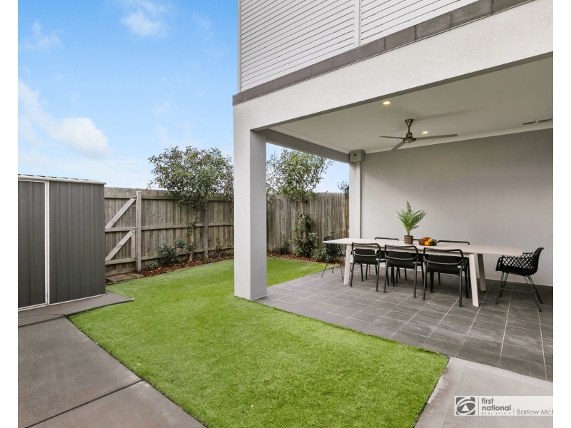 16A Charles Road, Altona VIC 3018