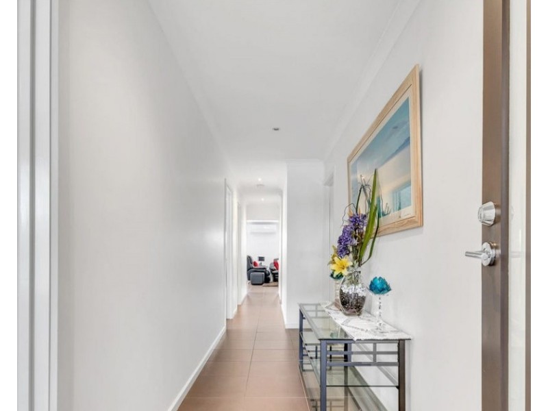 5 Breasley Parkway, Point Cook VIC 3030