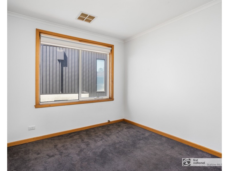 2/97 Esplanade, Altona VIC 3018