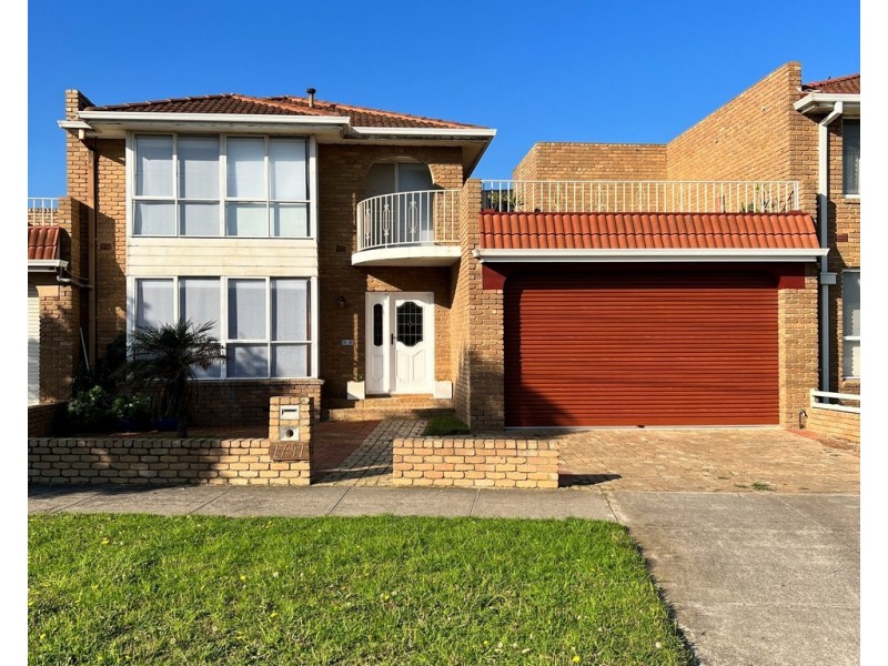 2/97 Esplanade, Altona VIC 3018