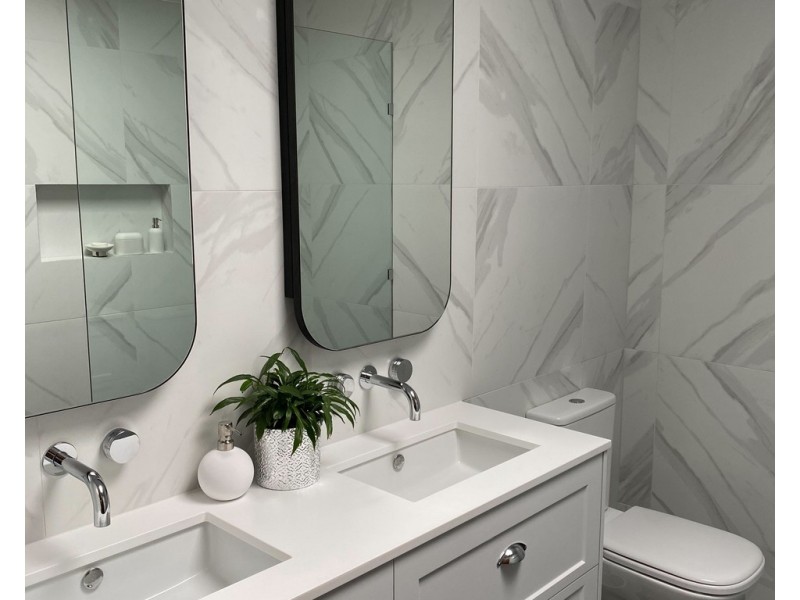 2/97 Esplanade, Altona VIC 3018